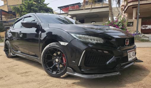 Civic x RS Turbo 1.5 with US spec Infotainment system