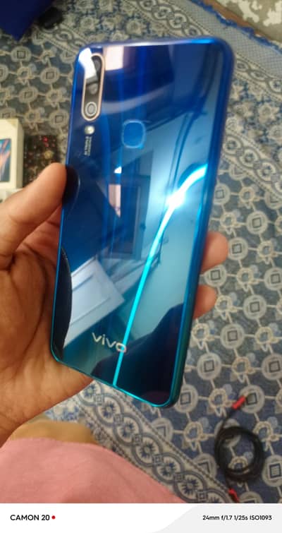 vivo y15 4GB 64GB with all complete box A1 no open no  repair 10 by 9