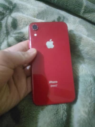 I phone xr color red original 10 by 9 condition battery health 84 128