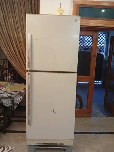 PEL Refrigerator Model 160 Arctic