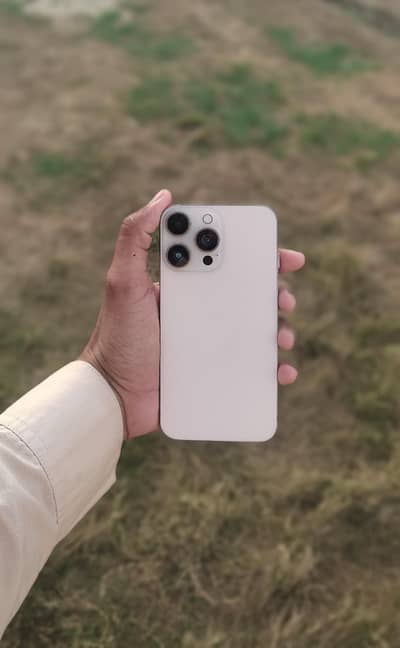 Iphone xr converted to 16 pro