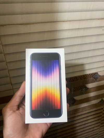 iPhone SE MDM JUST box open phone
