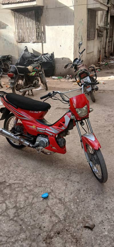 Crown Automatic Scooty well condition