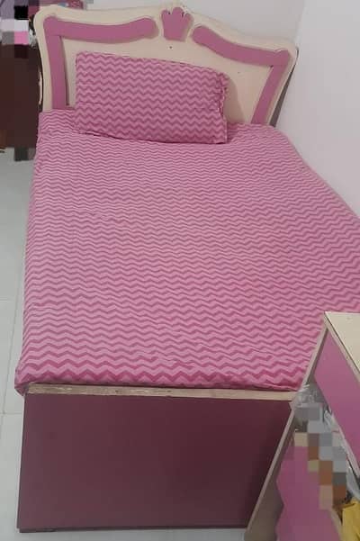 Girls bed/ Sliding bed / Trundle bed with Side table & study table