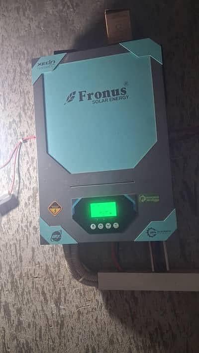 Fronus inverter xeon  3.2kva