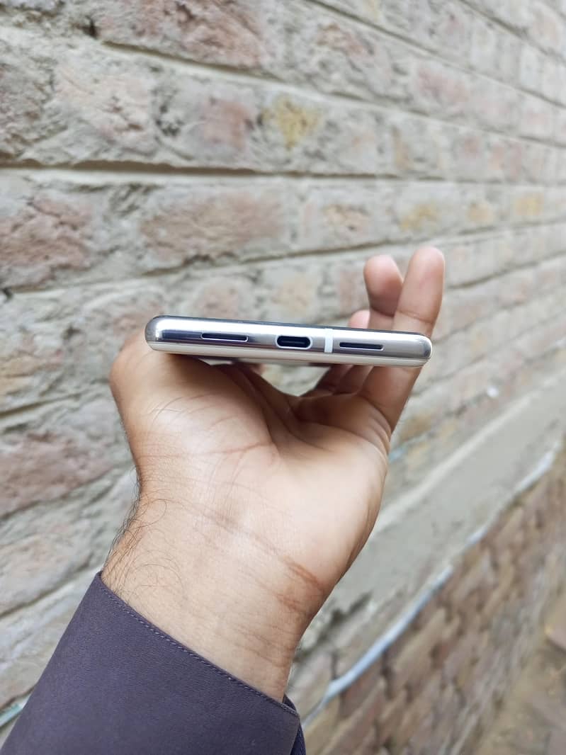 Google Pixel 6 Pro 2