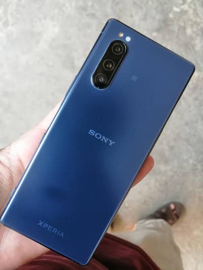 Sony Xperia 5