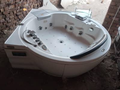 premium jacuzzi tub LCD with frege