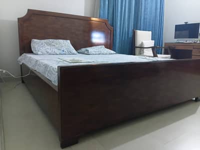 King Size Bed Set + MoltyFoam Mattress (6x6.5) - Excellent Condition