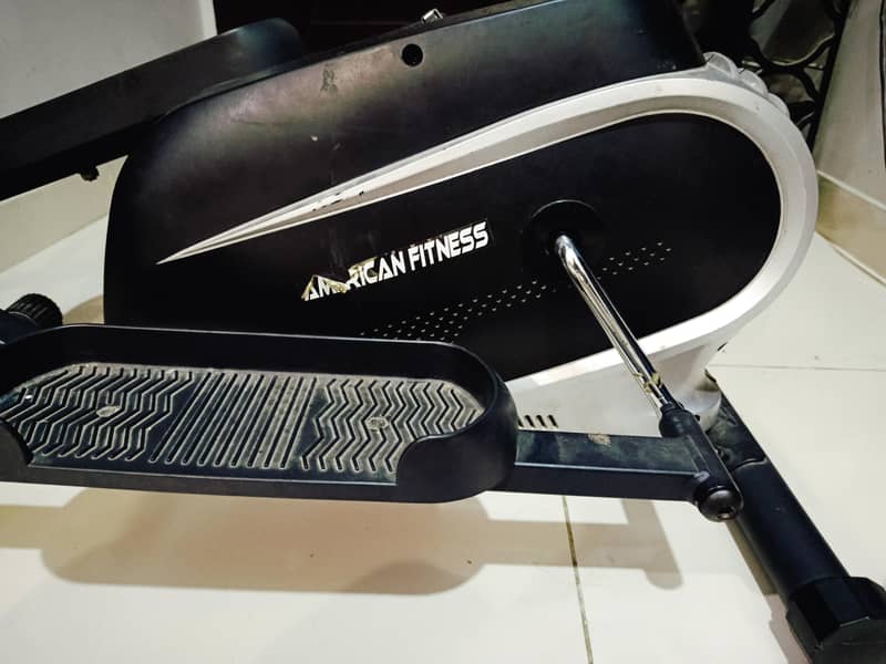 Elliptical exercise machine 1