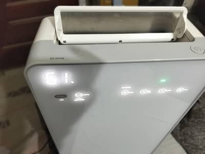 Hitachi air purifier EP-M70E