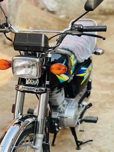 Honda 2026 model blck clore nuber lga howa 10/10 one hand used