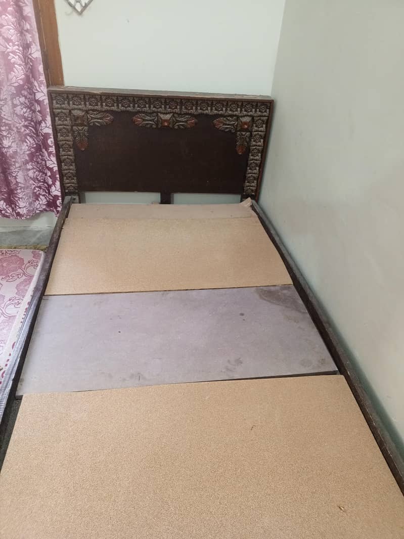 Two single bed 0