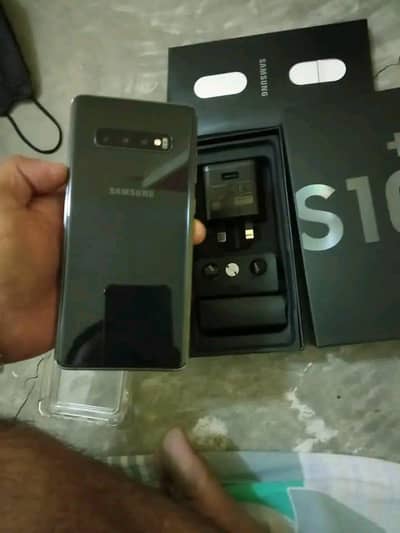 Samsung Galaxy S10 plus 8 ram 128 GB full box