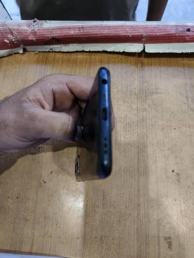 Realme 9i 6/128gb memory with box only