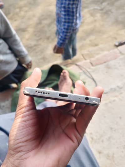 Tenco spark 30 8/128 full box 10/10 6 month warranty remain