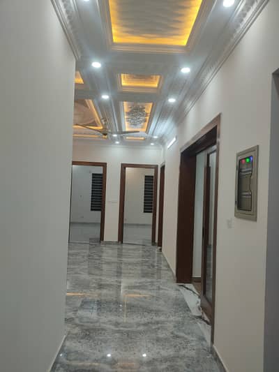 10 Marla Brand new Ground Portion For Rent