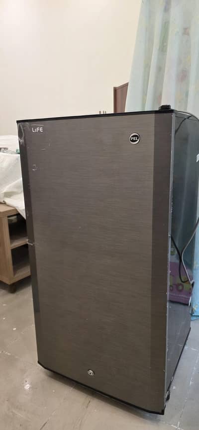 PEL REF PRLP-1400 - 5 to 6 Cubic feet