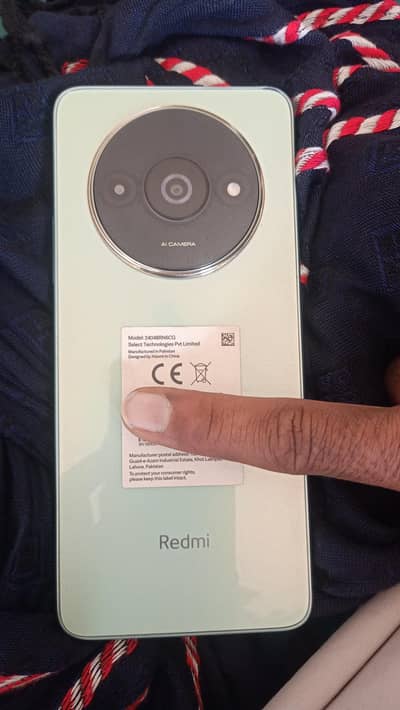 redmi A3x 3+64 10by10 ha charg sath ha box ni ha