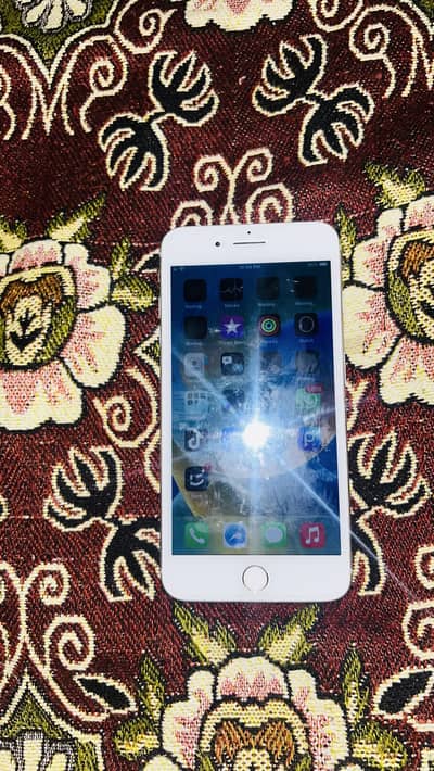 Iphon 8plus factory unlock WhatsApp 03249775018