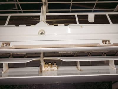 DC inverter Kenwood 1 ton