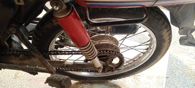 Honda cd 100 only call& olx par rabta karey