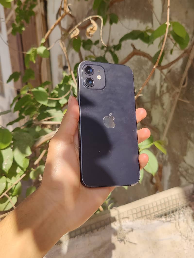 IPhone 12 0