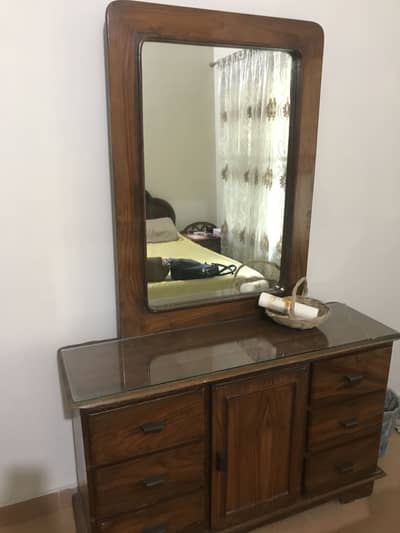 Dressing table (wooden)