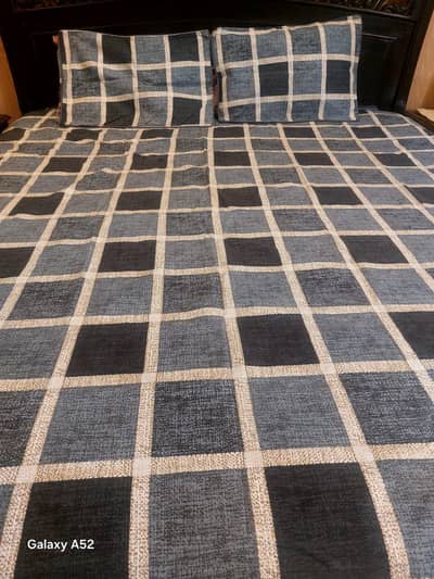 Brand new diamond crystal cotton bed sheets (premium quality)