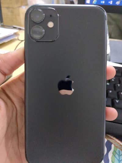 Iphone 11   10/10 non PTA  JV  E Sim Time Available