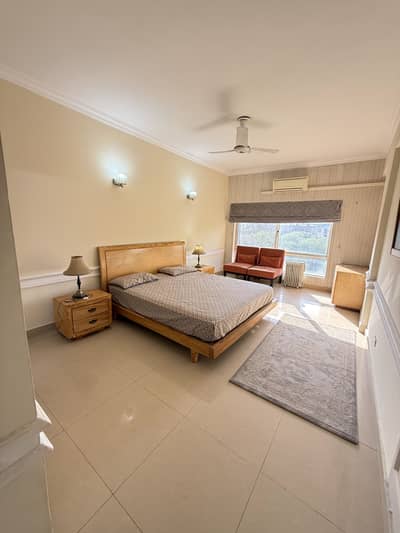 Beautiful Fully Furnished 2 Bedroom Apartment