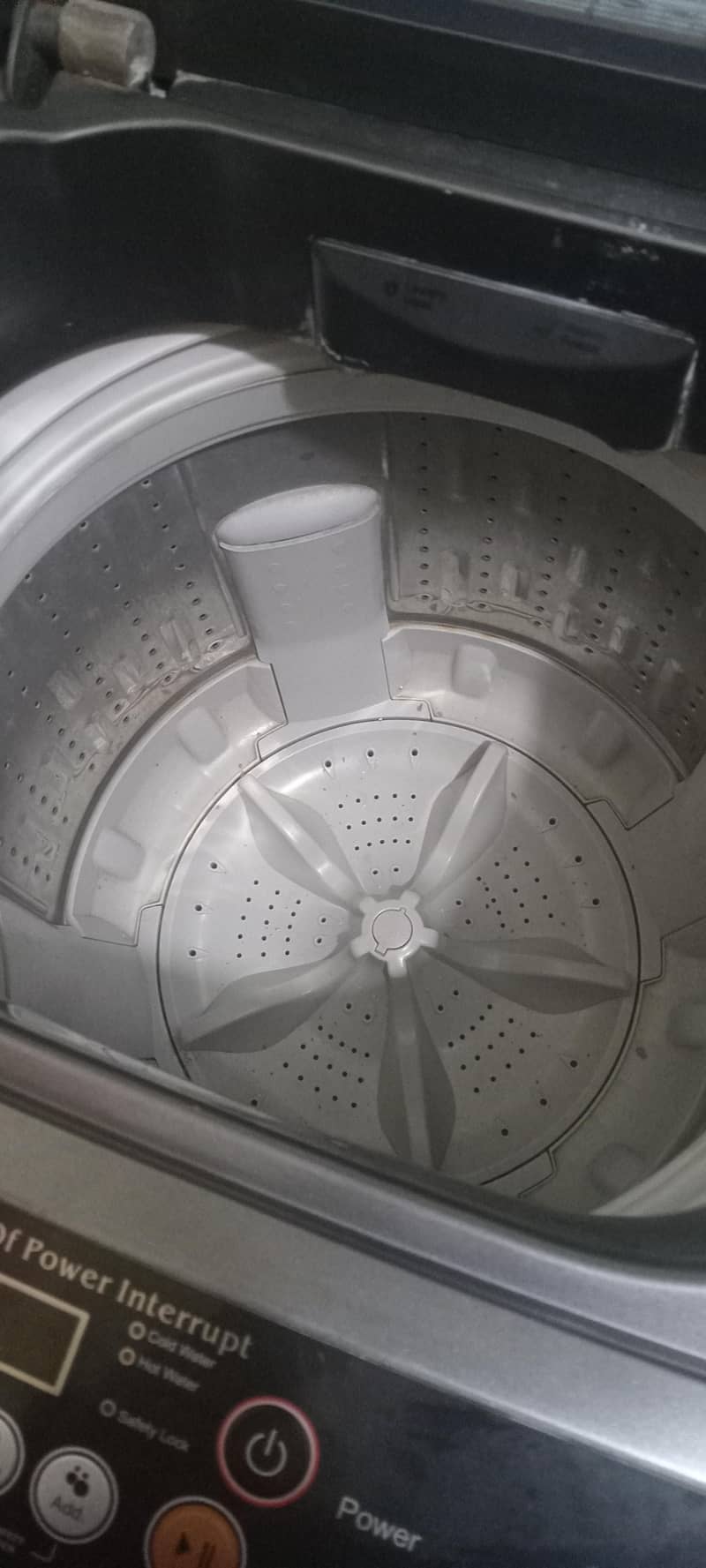 Automatic washing machine 10