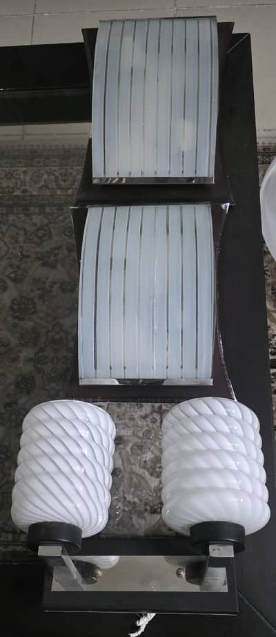 3 Room lights & 1 Ceiling hanging light