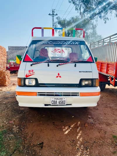 Mitsubishi L300 Truck