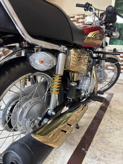 Honda 125 gold edition self start