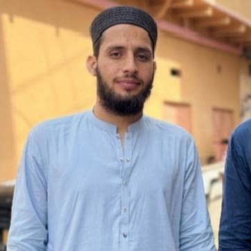 میرا نام عنایت الرحمٰن ہے میں نوکری کے تلاش میں ہوں 0