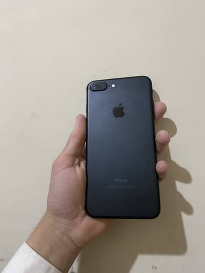 iPhone 7+ 32gb jv battery 84%