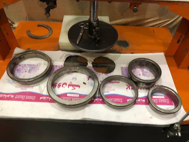 پیپر پلیٹ کٹنگ مشین 4