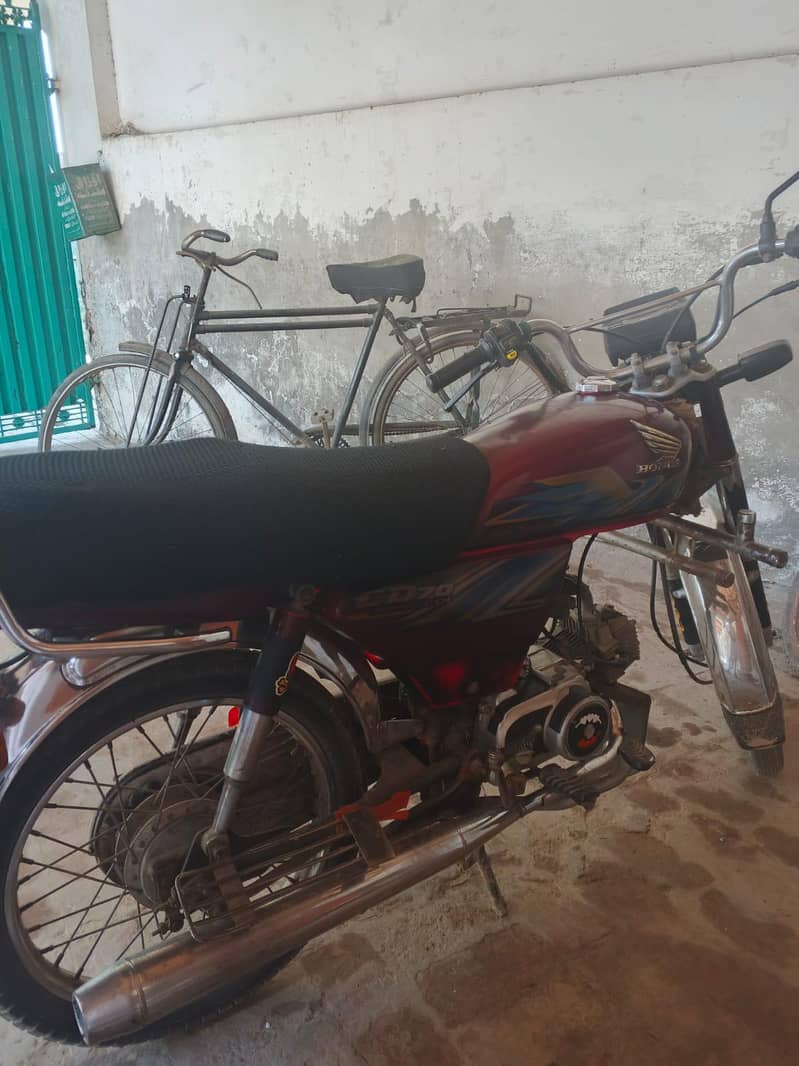 بہترین بائیک ہے 1