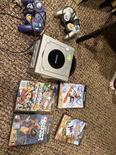 Nintendo Silver Gamecube Console