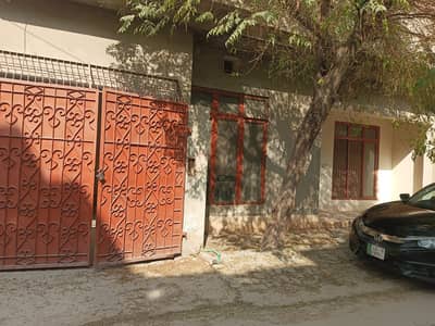 7 Marla single story house available for sale Farid Town sahiwal