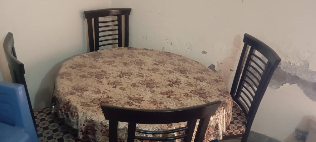 Dinning table 4