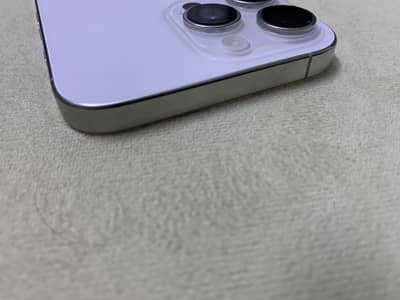 Apple iPhone 16 Pro MAX 256gb 100% Battery 4 MONTH SIM available / 16e