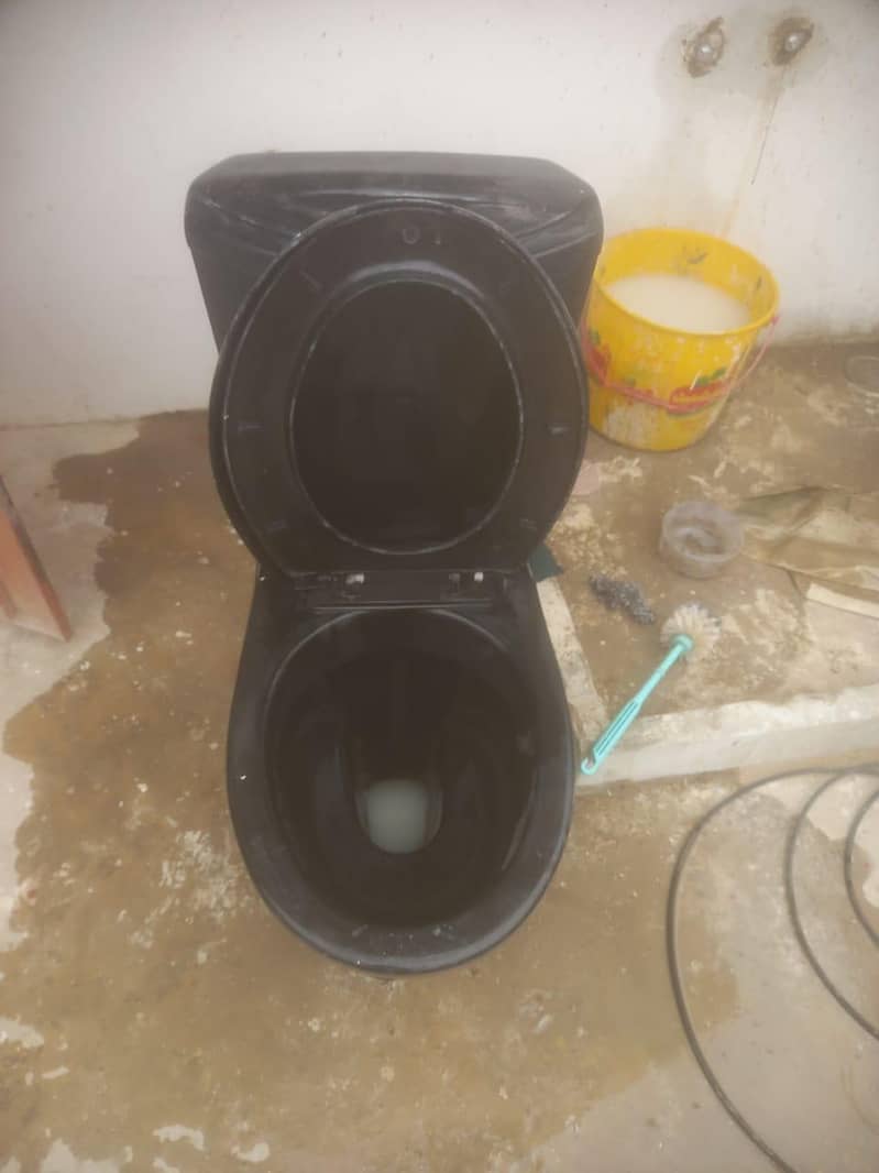 COMMODE FULLY WORKING 1