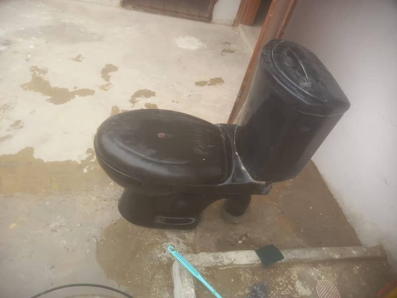 COMMODE FULLY WORKING 3