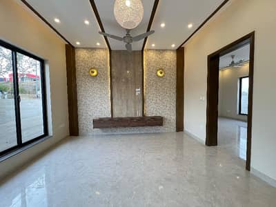 1 kanal ground portion for rent 3 bed dha phase 2 islamabad Dami picture