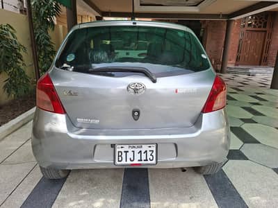 Home used Toyota Vitz in good condition chat pillar diggi bonut genuin