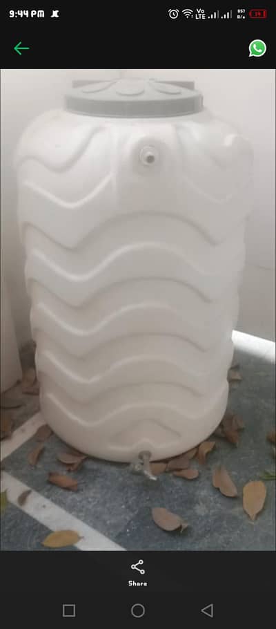 water Tanki white color 5 days use