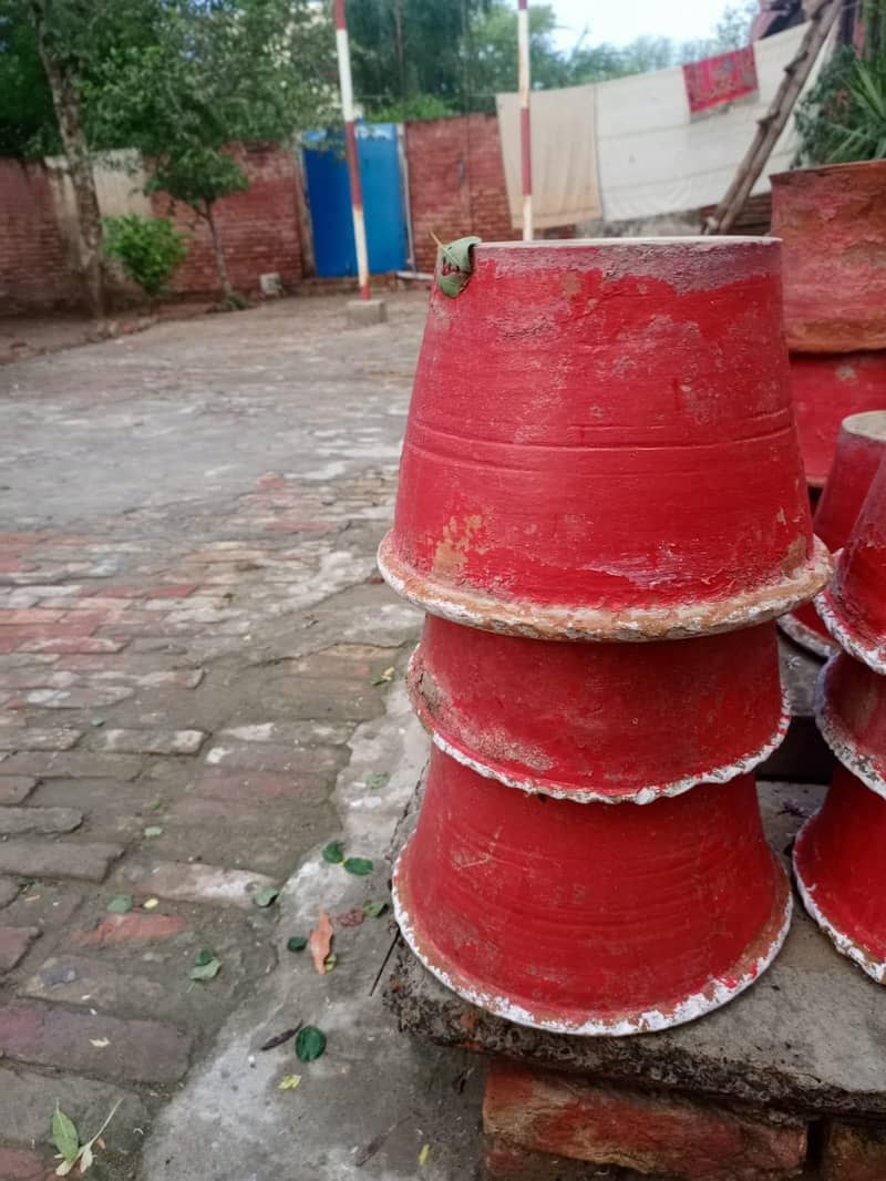 clay pots 5