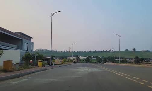 500sq yd Plot FOR SALE, at Main Jinnah Avenue, Facing ALI VILLA and Theme Park at Bahria Town Karachi Prime Location